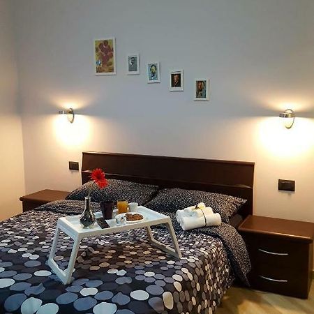 Ana'S Place Torino 1 Apartment Bagian luar foto