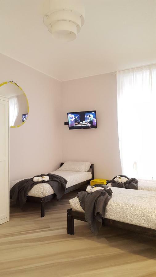 Ana'S Place Torino 1 Apartment Bagian luar foto
