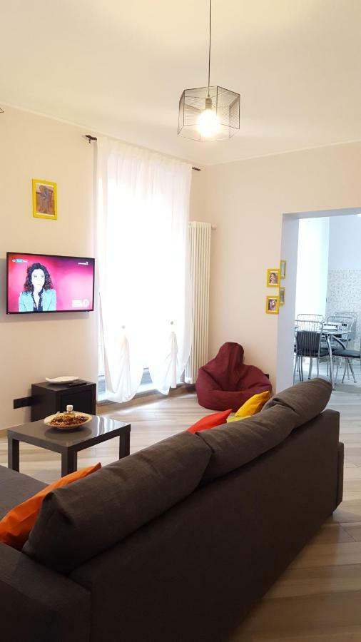 Ana'S Place Torino 1 Apartment Bagian luar foto